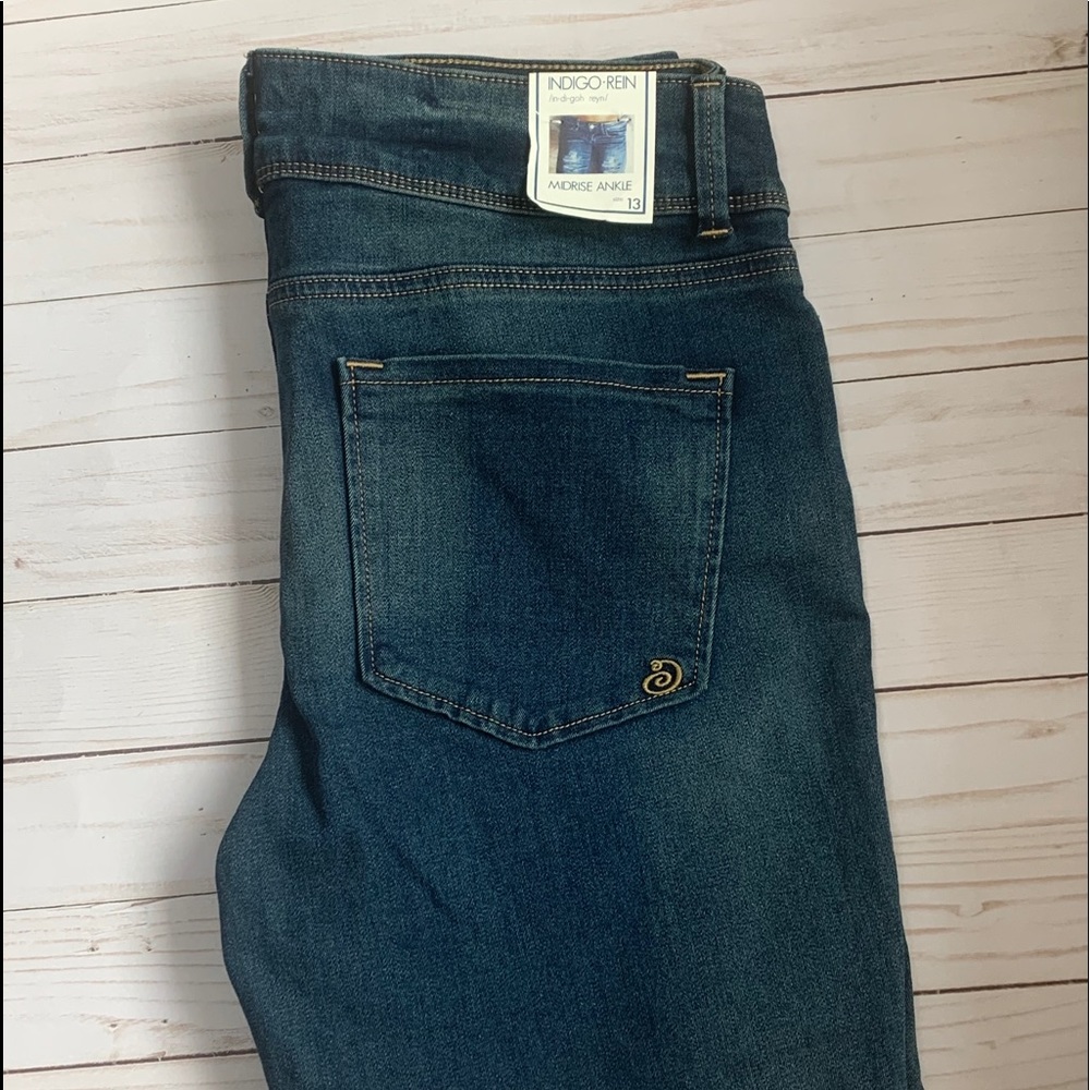 Brand NWT Indigo Rein Mid Rise Skinny Jean ankle